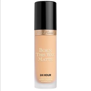 Too Faced Born this Way Matte Foundation